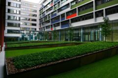 Offices to let in Centerpoint