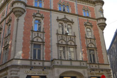 Offices to let in Central Palace