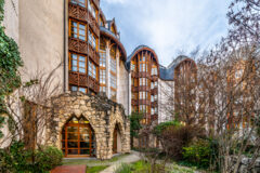 Offices to let in Hattyú Ház