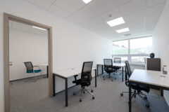 Offices to let in House of Business MOM Park