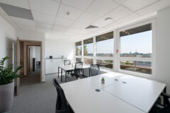 Offices to let in House of Business MOM Park