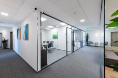 Offices to let in House of Business MOM Park