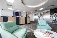 Offices to let in House of Business MOM Park