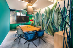 Offices to let in mycowork - myhive Átrium Park