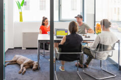 Offices to let in Loffice Irodaház - Salétrom
