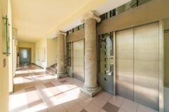 Offices to let in FBG Center