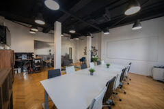 Offices to let in Montur Office