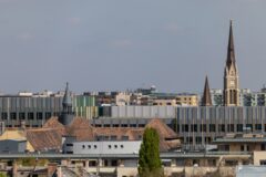 Offices to let in Dévai Center