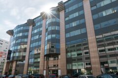 Offices to let in Dévai Center