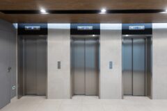 Offices to let in Dévai Center