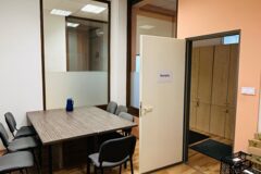 Offices to let in Montur Office