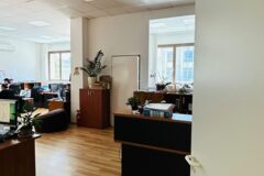 Offices to let in Montur Office