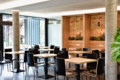 Csévi Flexi Offices Étkező a recepció felől