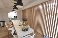 Offices to let in D33 Business Center