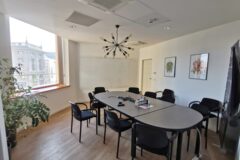 Offices to let in D33 Business Center