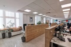 Offices to let in D33 Business Center