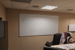 Offices to let in YACHT Office Building