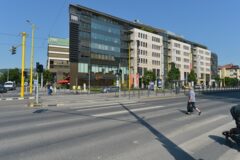 Offices to let in MOM Park MFC irodák