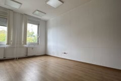 Offices to let in Etele Irodaház