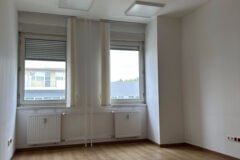 Offices to let in Etele Irodaház