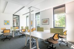 Offices to let in Discover many ways to work your way in  Regus Madarász Office Park