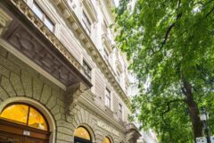 Offices to let in Ullmann Palota