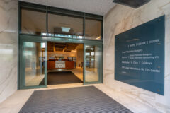 Offices to let in Dévai Center