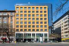 Offices to let in Westpoint Business Center