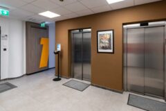 Offices to let in Galaxy Irodaház
