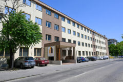Offices to let in Innovation Offices Irodaház
