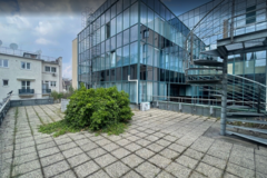 Offices to let in Millennium Center