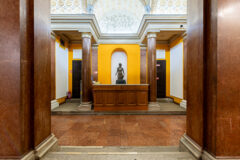 Offices to let in Stern Palota