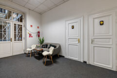 Offices to let in Stern Palota