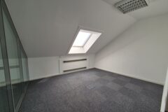 Offices to let in Bakáts Center