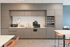 Offices to let in Flexible workspace in Regus Köki Terminal Offices