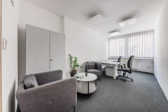 Offices to let in RM2 Offices  - Radnóti Miklós utca