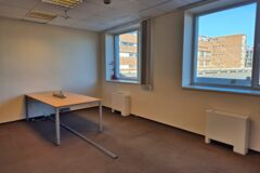 Offices to let in Innovation Offices Irodaház