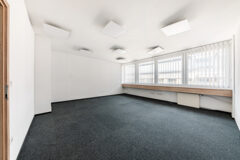 Offices to let in RM2 Offices  - Radnóti Miklós utca