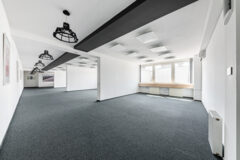 Offices to let in RM2 Offices  - Radnóti Miklós utca