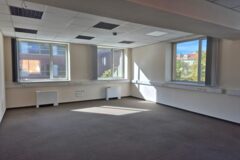 Offices to let in Innovation Offices Irodaház