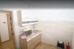 Offices to let in Kis méretű irodák kiadók 16. kerület Szabadföldi út végénél és Kistarcsa határánál közvetlenül M0 autópálya mellett