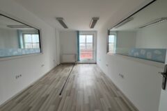 Offices to let in Laktanya irodaház