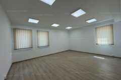 Offices to let in Kis méretű irodák kiadók 16. kerület Szabadföldi út végénél és Kistarcsa határánál közvetlenül M0 autópálya mellett