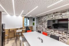 Offices to let in Generali Business Corner
