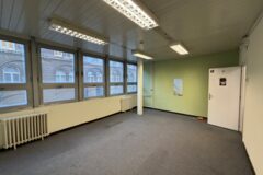 Offices to let in Nyolcésfél