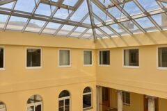 Offices to let in Kiadó VI. Teréz krt  saját terasszal rendelkező,  iroda