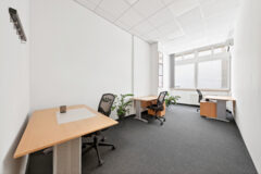 Offices to let in RM2 Offices  - Radnóti Miklós utca