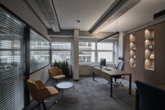 Offices to let in Medimpex Irodaház