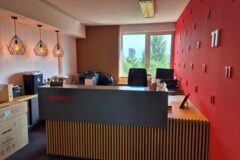 Offices to let in YACHT Office Building
