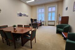 Offices to let in Kiadó Irodahelyiség